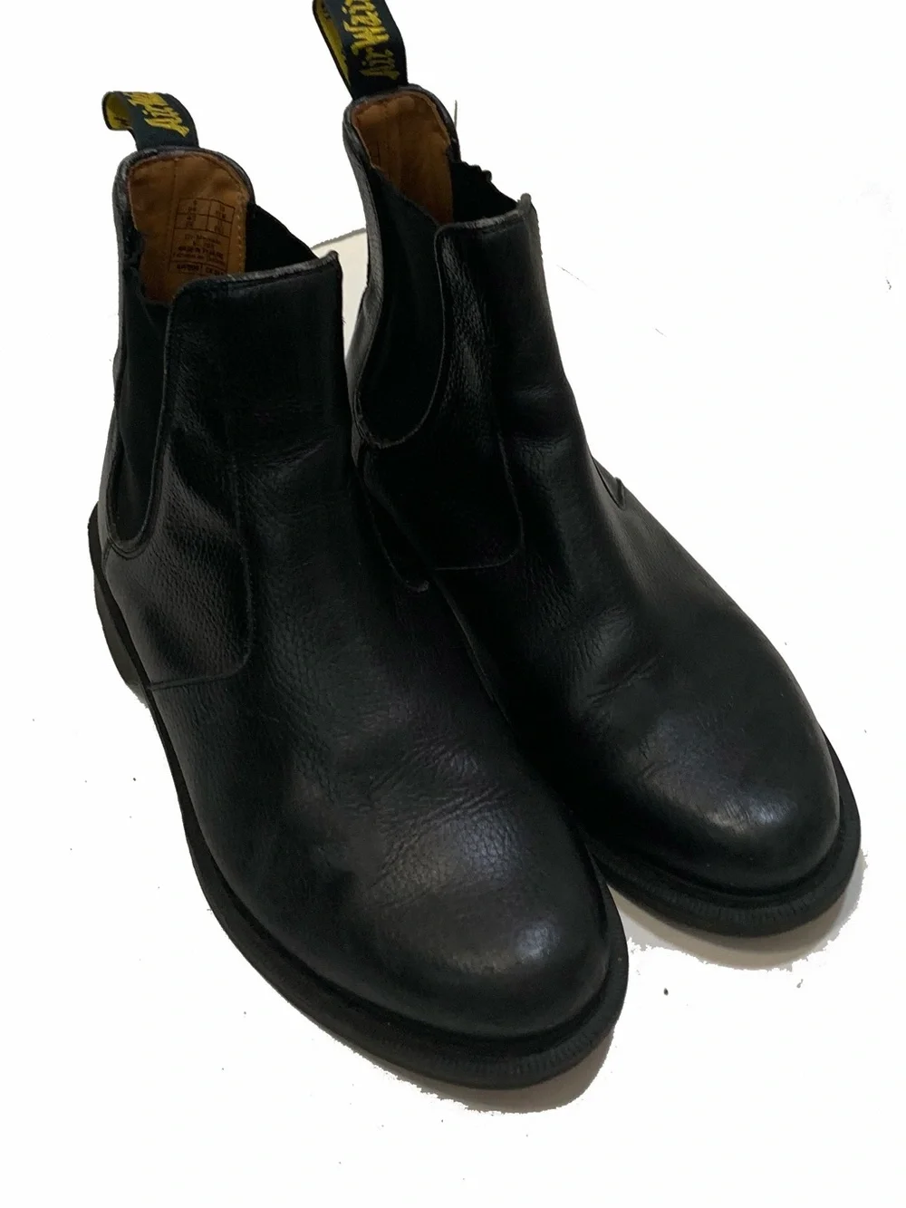 10 / Dr Martens victor leather chelsea boot